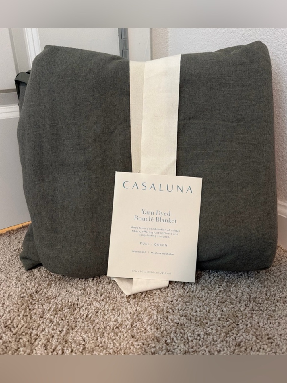 Casaluna Yarn Dyed Boucle Blanket 92X 96 Inches Light Gray queen New